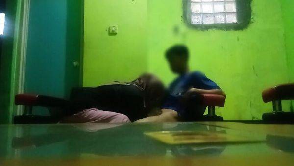 Indonesian Hijab Teen Gets Fucked Hard by Cousin in Living Room - Hot Homemade Creampie - porntry.com - Indonesia on poweredporn.com