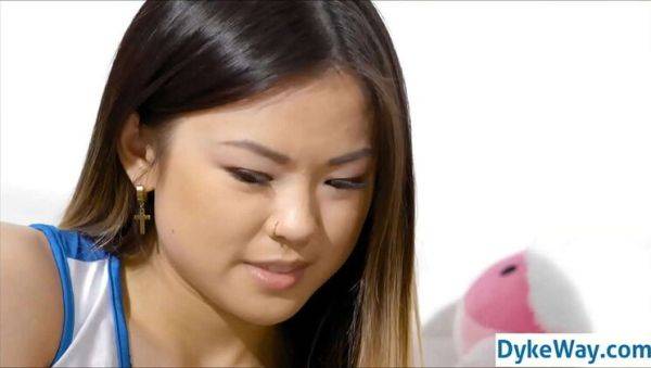 Lulu Chu New Cheerleader Lesbian Captain Fuck - xxxfiles.com on poweredporn.com