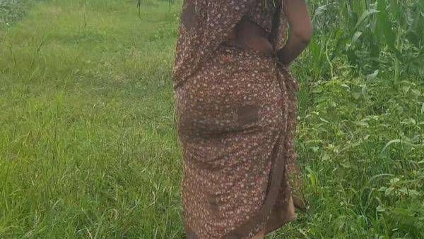 Bhabhi Devar Outdoor Sex - Sukunmi Fucked Hard in Paddy Field, Cum Swallow & Doggy Style - xxxfiles.com - India on poweredporn.com