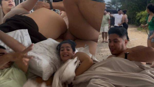 Big Ass MILF Stepmom Shares Bed With Husband's Friend - Hot Blowjob & Creampie Sex - veryfreeporn.com - Colombia on poweredporn.com