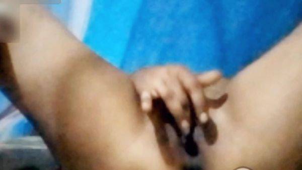 තටමනව බලනන ආසය කවව - Video Call Record With Verified Amateurs - desi-porntube.com - India on poweredporn.com