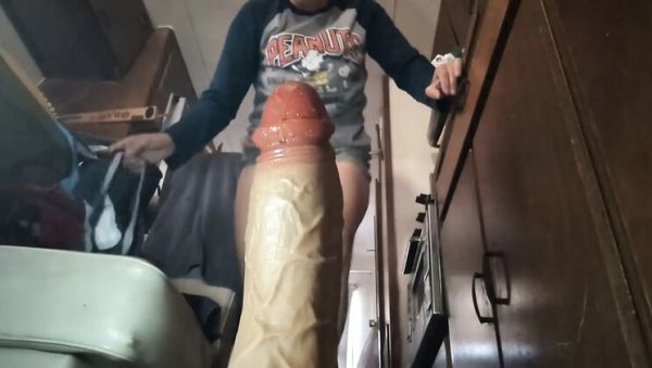 Hot Milf Jamponie Takes Huge Dildo in Her Pussy - Solo Mature Masturbation - xxxfiles.com - Britain on poweredporn.com