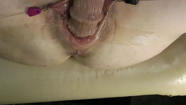 Deep Keely Extreme Pussy Pumping & Squirting Fetish - Close-Up Gaping & Dildo Fucking Part 2 - veryfreeporn.com on poweredporn.com