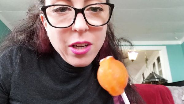 Nerdy Faery Loves Lollipops In Her Tight Asshole - Sweet Food Insertion Fetish - veryfreeporn.com - Britain - Canada on poweredporn.com