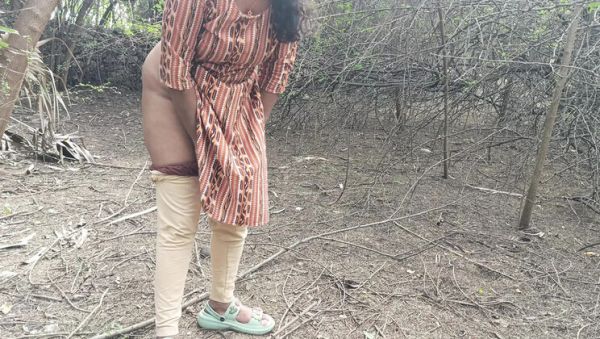 Indian College Student Outdoor Doggy Fuck with Teacher - Hot Tamil Mallu Girl Sex - porntry.com - India on poweredporn.com