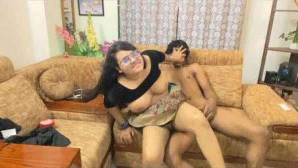 Bhabhi Devar Sex - Bengali Wife in Saree Gets BBC Doggystyle Fuck - xxxfiles.com - India on poweredporn.com