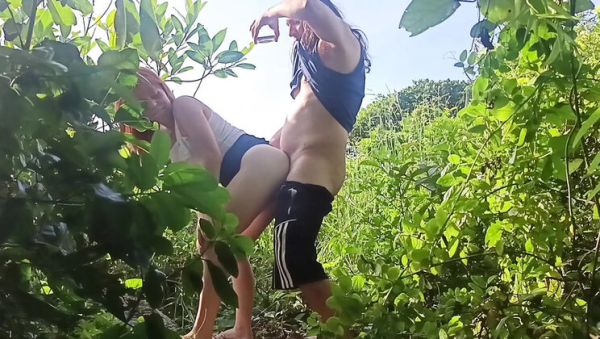 Naughty Redhead MILF Gives Blowjob on Beach - Public Sex Amateur Video - xxxfiles.com on poweredporn.com