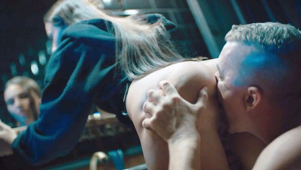 Time Stop Sex - Hot Brunette Milan Cheek Freezes for Homeowner's Freeuse Fuck - veryfreeporn.com - Britain - Japan on poweredporn.com