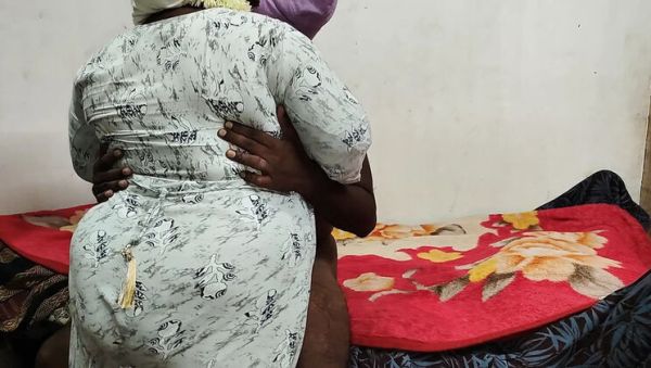 Indian aunty hard fucking big black cock in tight pussy - veryfreeporn.com - India on poweredporn.com