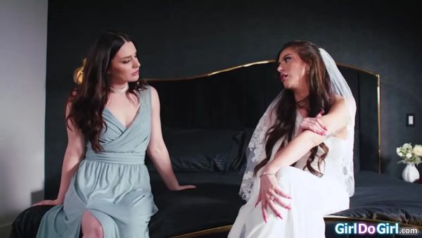 Gal Ritchie And Maddie Wren - I Am Not Married Yet So You Can Lick Me - videohdzog.com on poweredporn.com