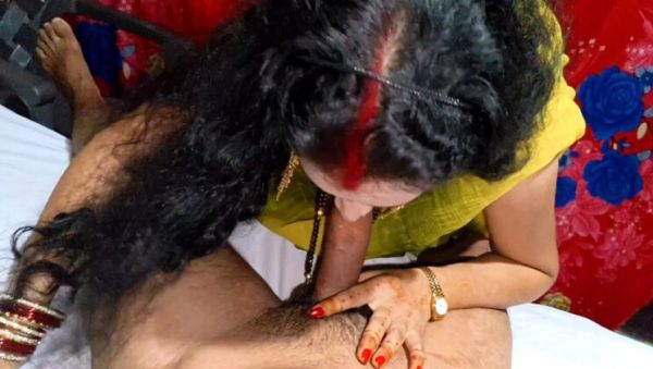 Lalita Singh caught her boyfriend's brother's cock and started begging to suck it - veryfreeporn.com - India on poweredporn.com
