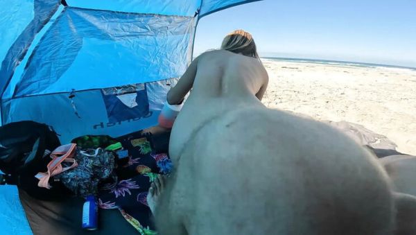 Fit Blonde Sav Moolah Takes Creampie on Nude Beach - xxxfiles.com - Britain - Usa on poweredporn.com