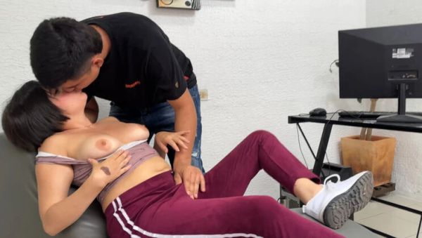 Young stranger pretends to be a psychologist to fuck me hard and fill my tight pussy with his milk - porntry.com - Venezuela - Spain - India - Japan on poweredporn.com