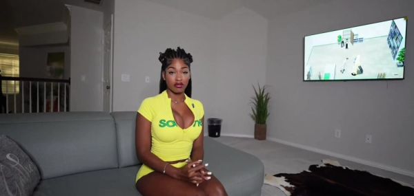 BIG TITTY Step-Sis Edges Your Cock - inxxx.com on poweredporn.com