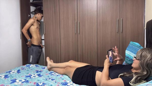 Naughty Stepmom Wets Her Rich Pussy Watching Stepson Change Her Underwear – Real Taboo Sex - porntry.com - Spain - India - Colombia on poweredporn.com