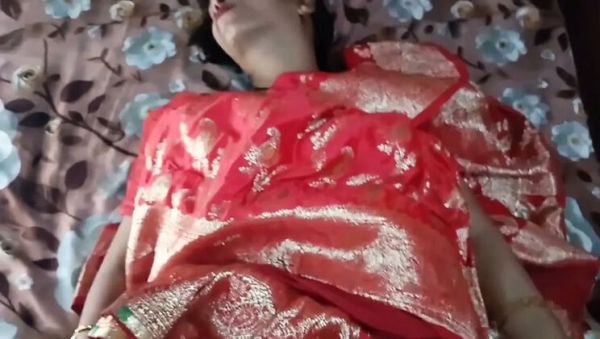 Desi Wife Sex – Hot Indian Aunty Blowjob and Missionary Fuck with Old Man - porntry.com - India on poweredporn.com