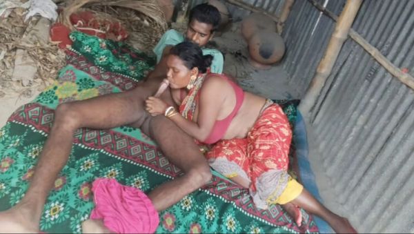 Desi Housewife Hardcore Fucking Sex in Desi Style - xxxfiles.com - India on poweredporn.com