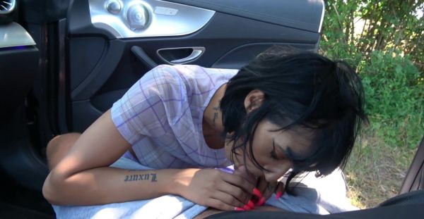 Amateur Candy takes a wild ride in the outdoors - alphaporno.com on poweredporn.com