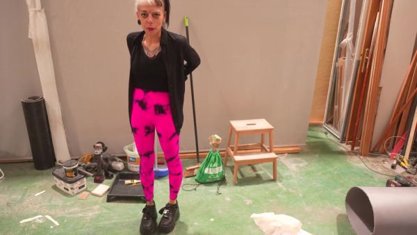 I’m BACK to PORN! I’m Lola Doll and the BLACK intern makes me - hclips.com on poweredporn.com