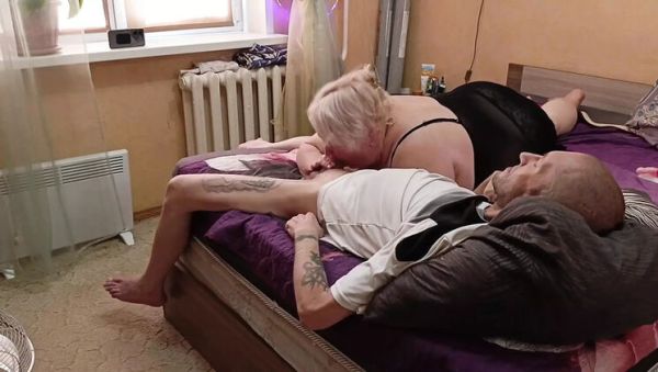 Mature Blonde MILF Gives Blowjob and Swallows Cum - Homemade HD - veryfreeporn.com on poweredporn.com