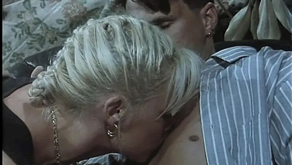 Blonde & Brunette Babes Threesome Blowjob with Perfect Bodies - Vintage European Sex - porntry.com - Italy on poweredporn.com