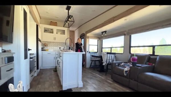 Step Sister Jane Cane Secret Blowjob & Titty Fuck For Stepdad - Amateur MILF Cumshot On Tits POV - xxxfiles.com - Britain on poweredporn.com