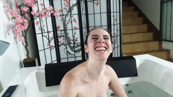 Petite Nyx Scarlett First Time Jacuzzi Interview Blowjob & Facial - xxxfiles.com - France on poweredporn.com