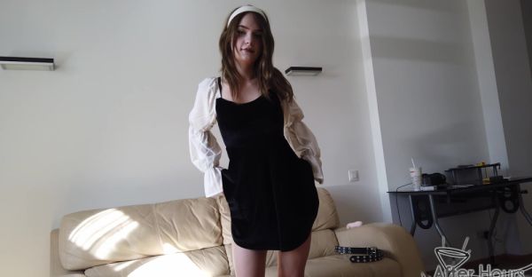 Kapri's t*** titties bounce as she fingers her wet snatch on the couch - alphaporno.com on poweredporn.com