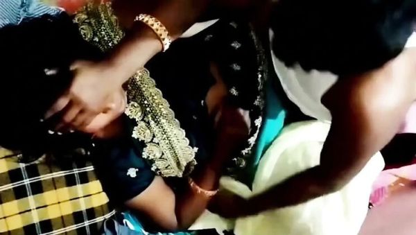 Indian First Time Sex - Hot Girl Hardcore Chudai Video in Hindi HD - xxxfiles.com - India on poweredporn.com