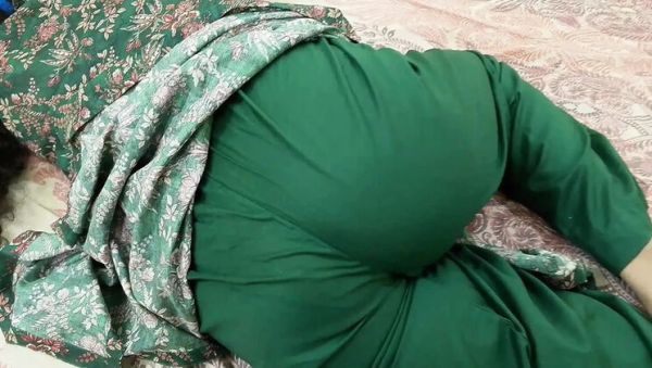 Desi housewife QueenbeautyQB gets rough sex creampie and fingering in homemade video - xxxfiles.com on poweredporn.com