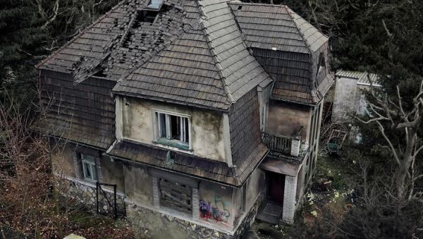 Family Dinner Turns Kinky - Anna de Ville & Brittany Bardot Hardcore Threesome - porntry.com on poweredporn.com