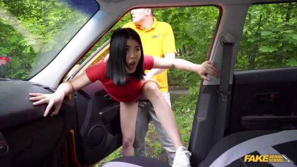 Asian Babe Sucks Cock in Car - Fake Driving School Porn with Kristof Cale & Lady Dee - xxxfiles.com on poweredporn.com