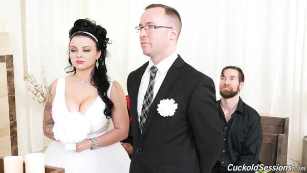 Payton Preslee Wedding Threesome - Rough BBC Cuckold Session - veryfreeporn.com - Britain on poweredporn.com
