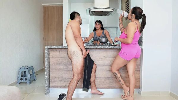Fred Nunexx fucks Valen Vibes in kitchen while stepsister watches - amateur Latina missionary & cowgirl riding ends badly - veryfreeporn.com - Spain - Colombia on poweredporn.com