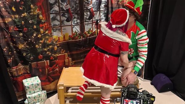 Santa Punishes Naughty BBW Elf With Hard Blowjob At Home - Amateur British Couple Kinky Xmas Role Play - porntry.com - Britain on poweredporn.com