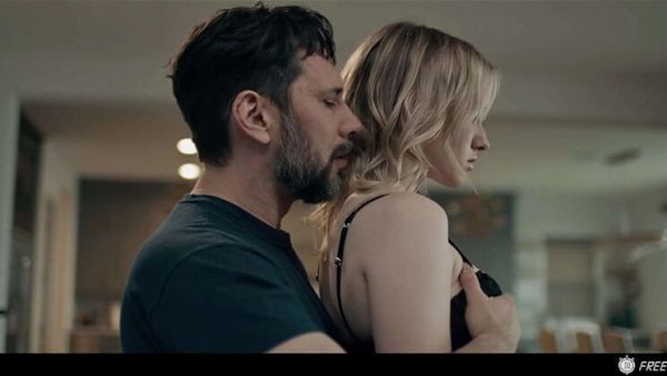 Melody Marks Time Stop Blowjob - Teen with Braces Fucked by Sugar Daddy - xxxfiles.com on poweredporn.com