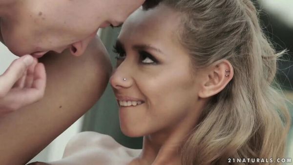 Charlie Dean & Veronica Leal Outdoor Foot Fetish Blowjob - Deep Throat Big Cock - porntry.com on poweredporn.com