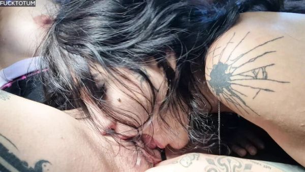 Two Lesbian Hitchhikers Give Me a Double Blowjob and Standing Fuck Outdoor - porntry.com - Italy on poweredporn.com