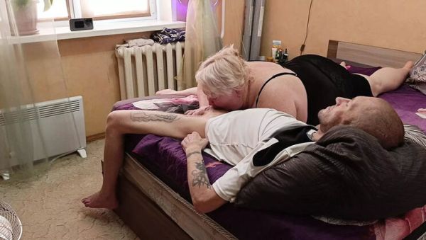 Mature MILF Mother-in-Law Deep Throat Blowjob & Swallows Cum - xxxfiles.com on poweredporn.com