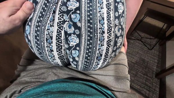 Redhead teen creaming shorts during amateur lapdance close-up - veryfreeporn.com - Usa on poweredporn.com