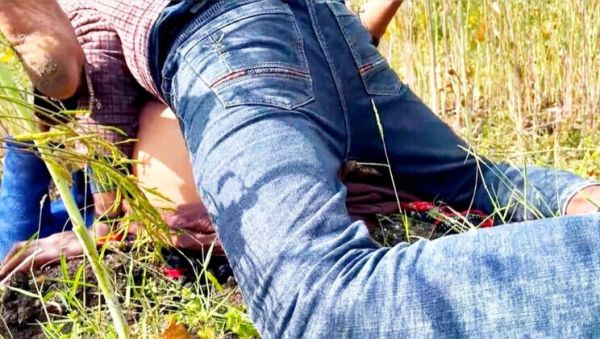 Desi Indian Bhabhi Jungle Love First Time Chudai - Busty Mom Hardcore Sex - veryfreeporn.com - North Korea - India on poweredporn.com