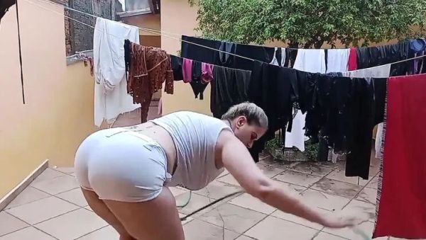 Tiffany Montavani MILF Fingering Her Pussy With a Hose in the Yard - xxxfiles.com on poweredporn.com