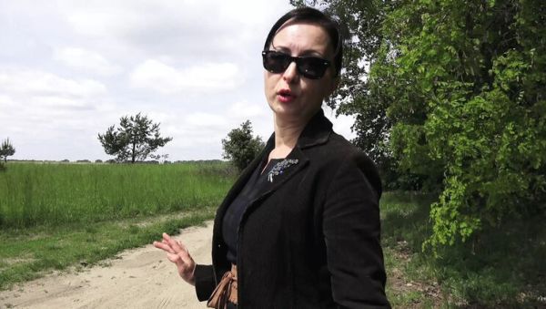 Amateur MILF Wanilianna Golden Shower Outdoor in Stockings 4K - xxxfiles.com - Britain on poweredporn.com