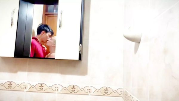 Amateur Blonde Latina Ashleysoy01 Tricked Into Rough Deepthroat Gagging - Homemade POV Fuck in Spanish - veryfreeporn.com - Spain - Colombia on poweredporn.com