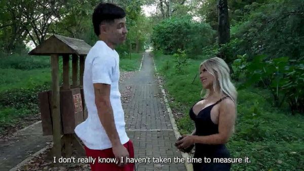 Naty Delgado Public Blowjob - Amateur Blonde Sucks Stranger's Big Cock Outside & Swallows Cum - veryfreeporn.com on poweredporn.com