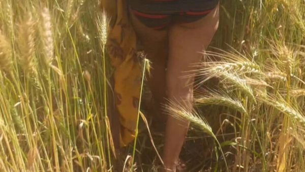 Indian Bhabhi Sukunmi Outdoor Oil Massage Sex - Big Tits Jungle Fuck with Devar - porntry.com - India on poweredporn.com