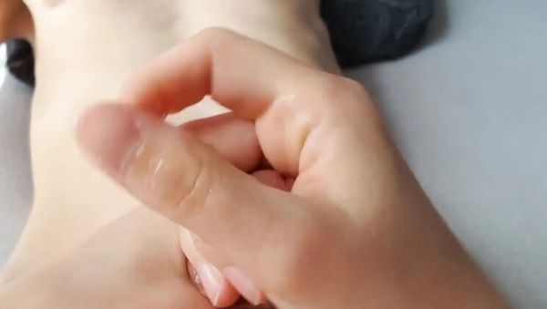 Huge Cum Handjob POV - Amateur Teen Jerk Off & Giant Cumshot - veryfreeporn.com on poweredporn.com