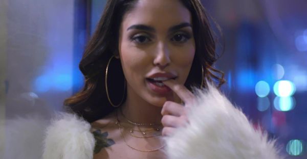 Dirty Mick plows Vanessa's tight booty in HD - alphaporno.com on poweredporn.com