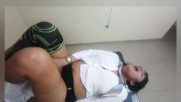 Stepdad sucks stepdaughter's tight pussy - Horny homemade 4k amateur - xxxfiles.com - Ecuador on poweredporn.com