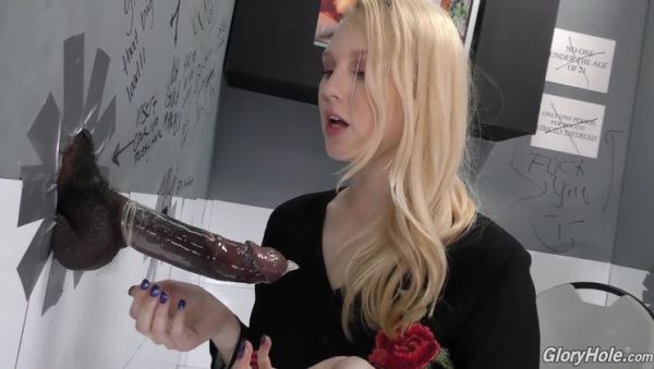 Lily Rader - xxxfiles.com on poweredporn.com